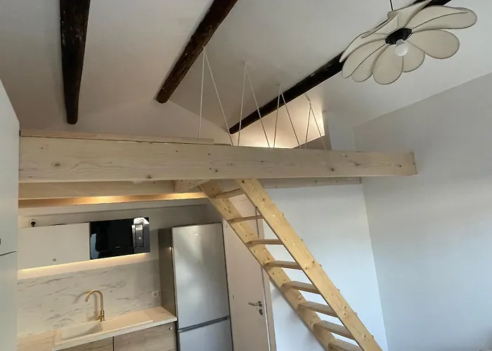 Studio Cosy Avec Mezzanine